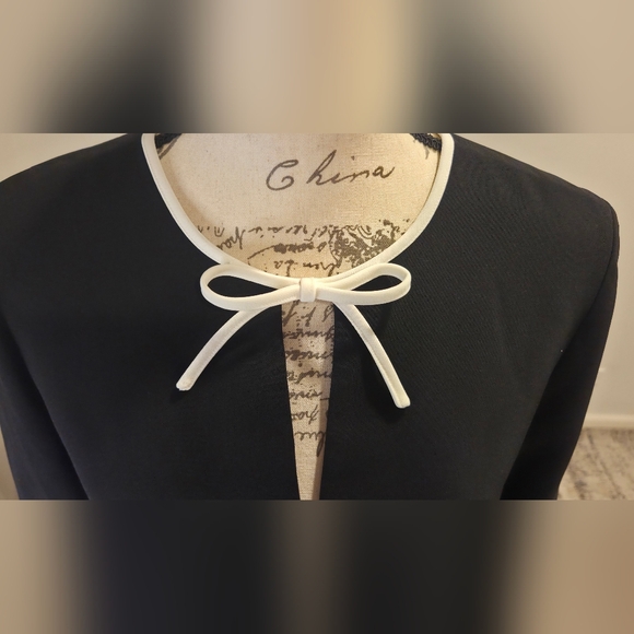 Ted Baker Black Dress with White Accents, Size 2 - Picture 12 of 16